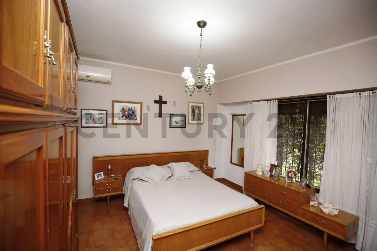 Foto de Casa en Venta de dos dormitorios en Gonnet, imagen 2