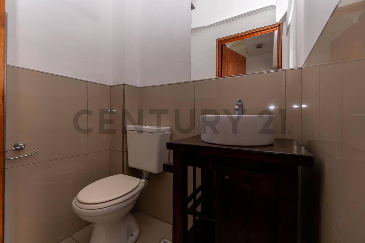 Foto de LOCAL COMERCIAL EN EXCELENTE UBICACIÓN – CALLE 8 ENTRE 56 Y 57, imagen 2