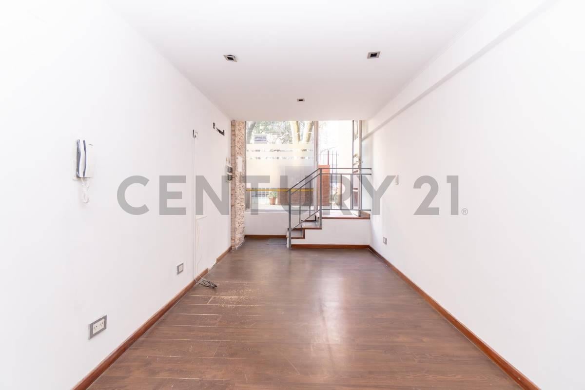 Foto de LOCAL COMERCIAL EN EXCELENTE UBICACIÓN – CALLE 8 ENTRE 56 Y 57, imagen 3