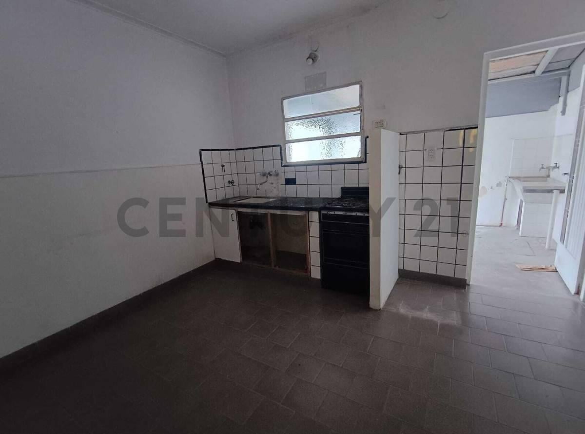Foto de PH EN VENTA EN LA PLATA DE 1 DORMITORIO CON PATIO, imagen 4