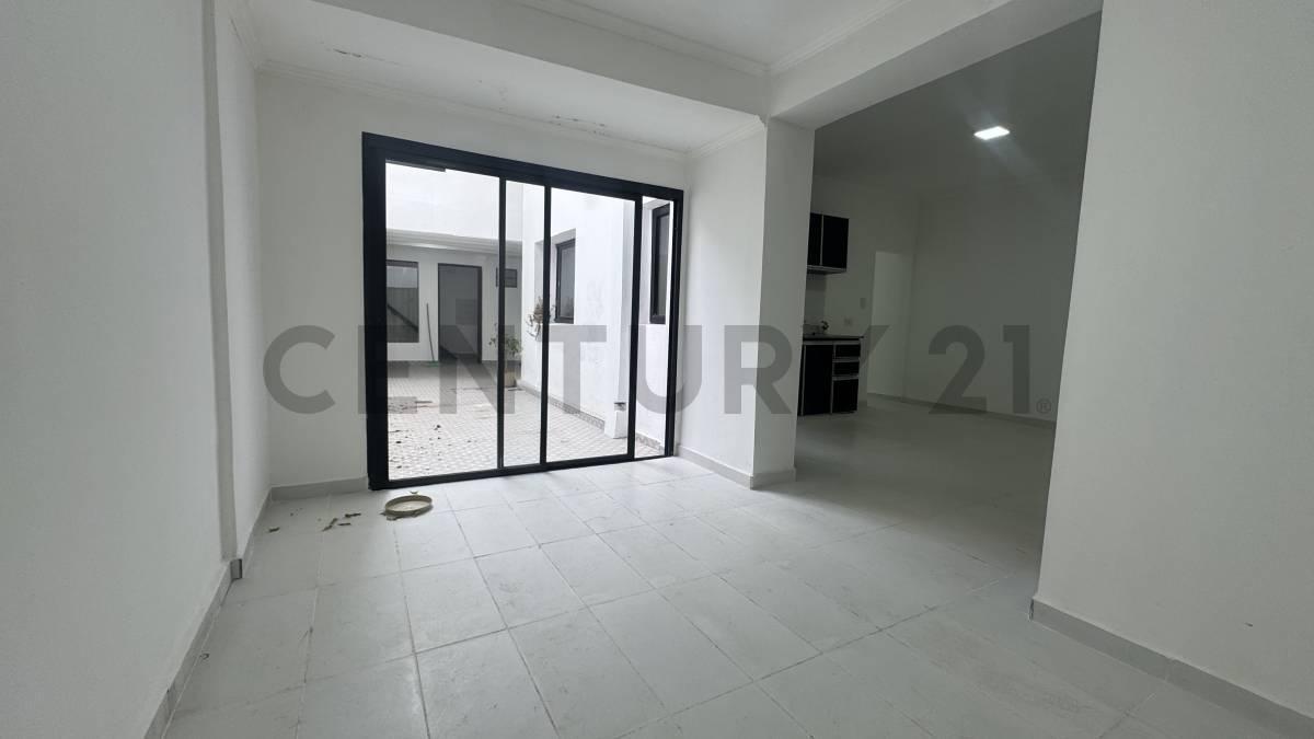 Foto de PH EN VENTA EN LA PLATA DE DOS DORMITORIOS A ESTRENAR, imagen 1