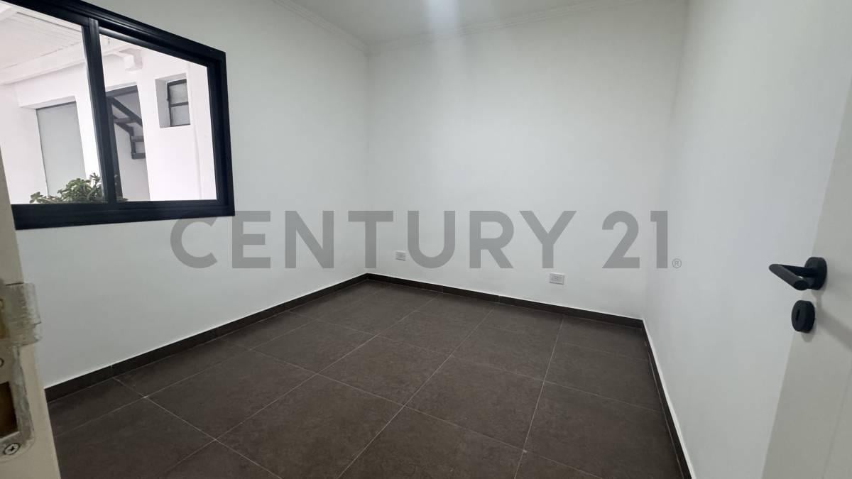 Foto de PH EN VENTA EN LA PLATA DE DOS DORMITORIOS A ESTRENAR, imagen 5