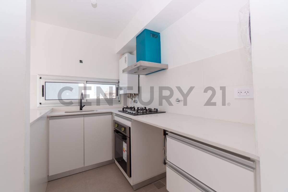 Foto de DEPARTAMENTO EN VENTA EN LA PLATA DE 1 DORMITORIO CON COCHERA, imagen 5