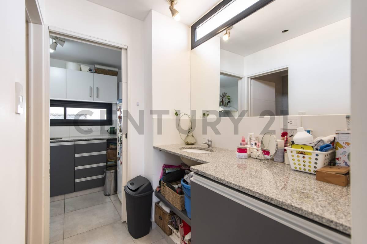 Foto de Departamento en venta La Plata 1 dormitorio, cochera, imagen 3
