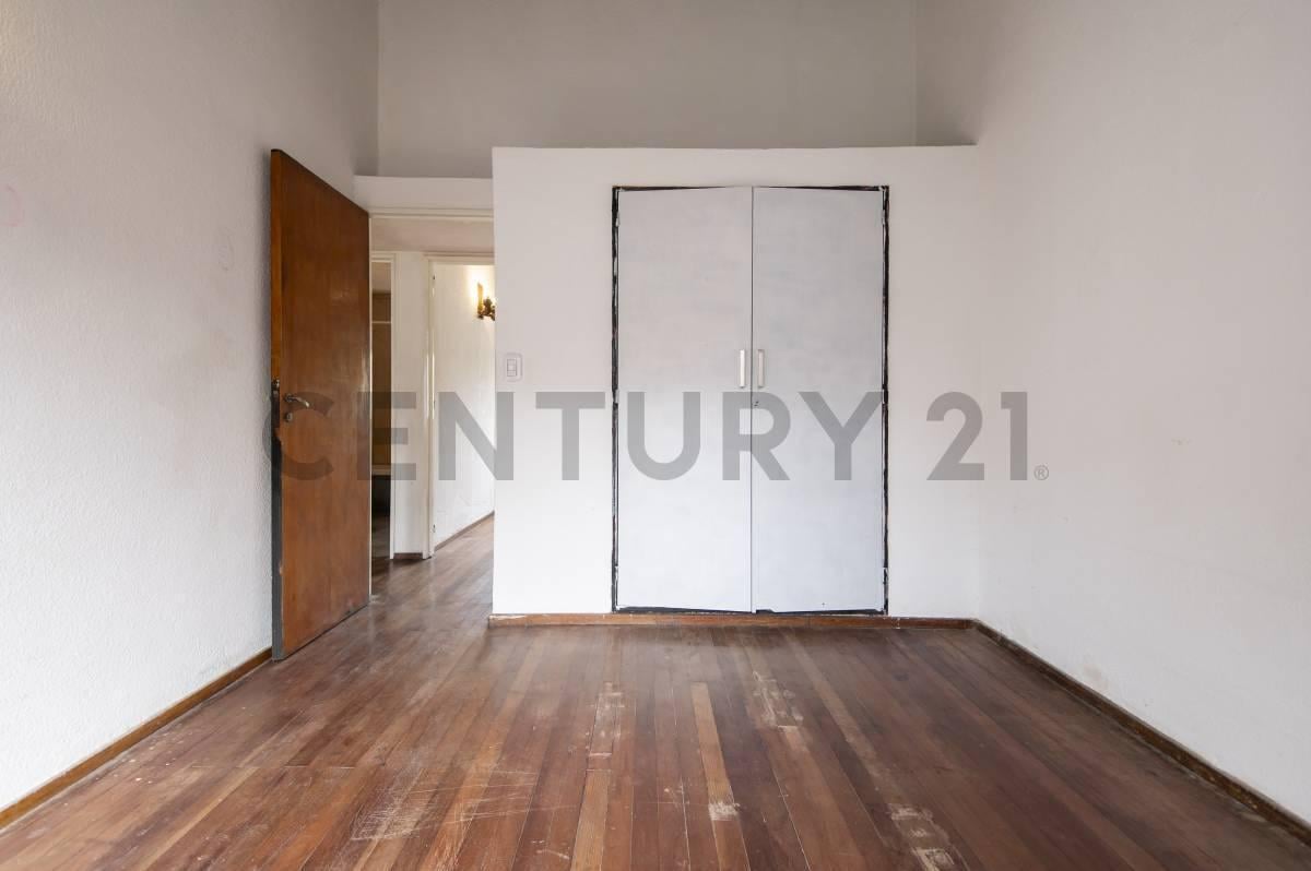 Foto de PH EN VENTA EN LA PLATA DE 3 DORMITORIOS, imagen 1