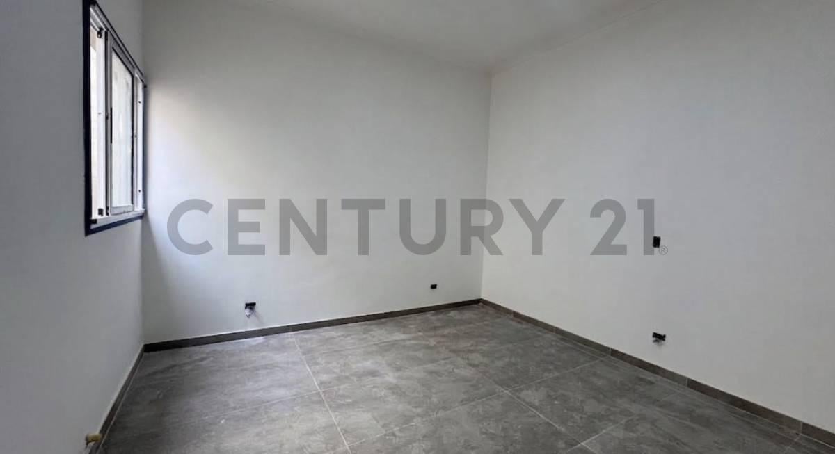 Foto de 17 entre 59 y 60 PH en venta en La Plata 2 DORMITORIOS, imagen 2