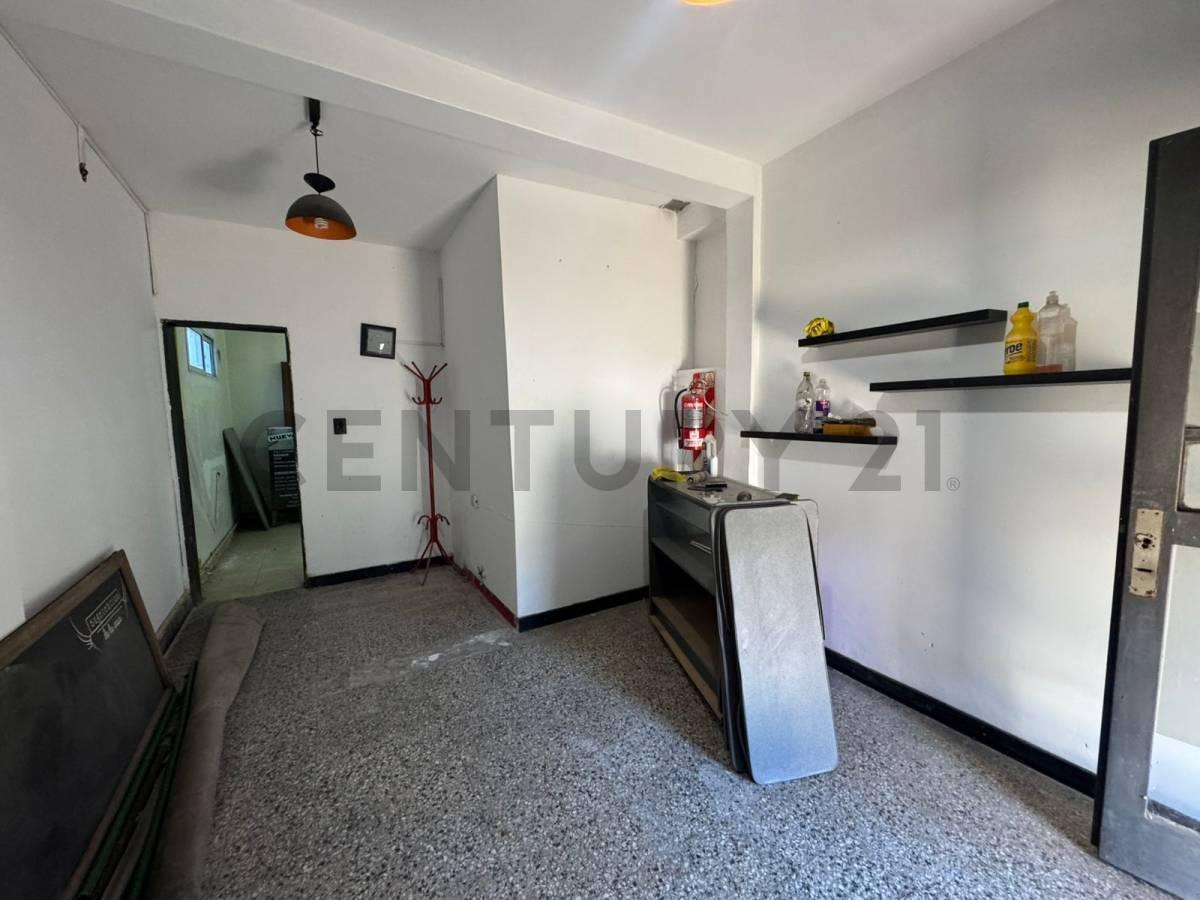Foto de Local en venta en La Plata, imagen 1