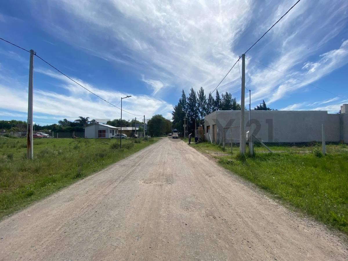 Foto de LOTE 17 EN VENTA EN LA PLATA SICARDI CON ESCRITURA, imagen 4