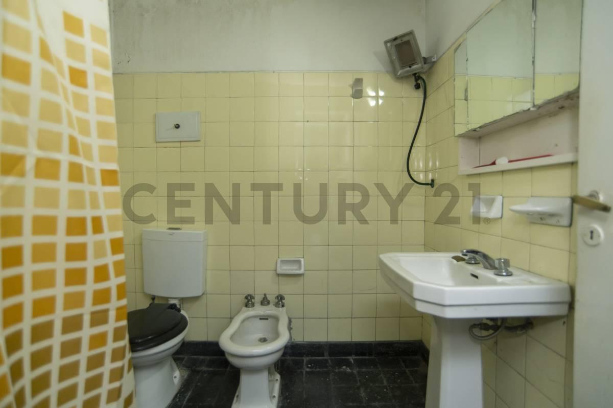 Foto de venta casa 3 dormitorios la plata, imagen 2