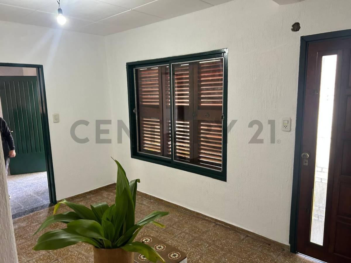 Foto de Casa en venta en Villa Elisa, imagen 2