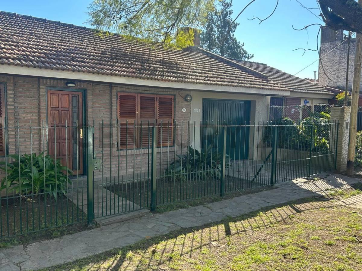 Foto de Casa en venta en Villa Elisa, imagen 1