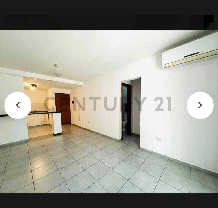 Foto de Departamento de 1 dormitorio en venta en La Plata, imagen 1