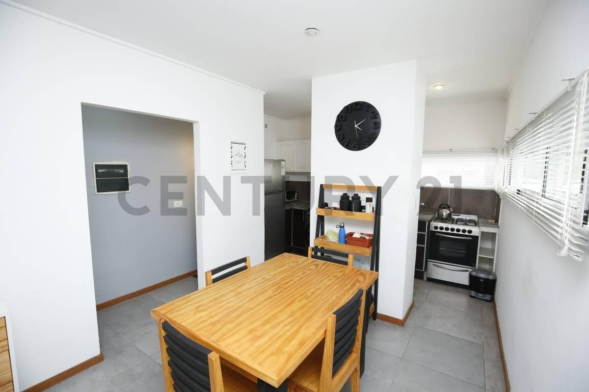 Foto de Casa tipo dúplex en venta en La Plata, Gonnet, imagen 1