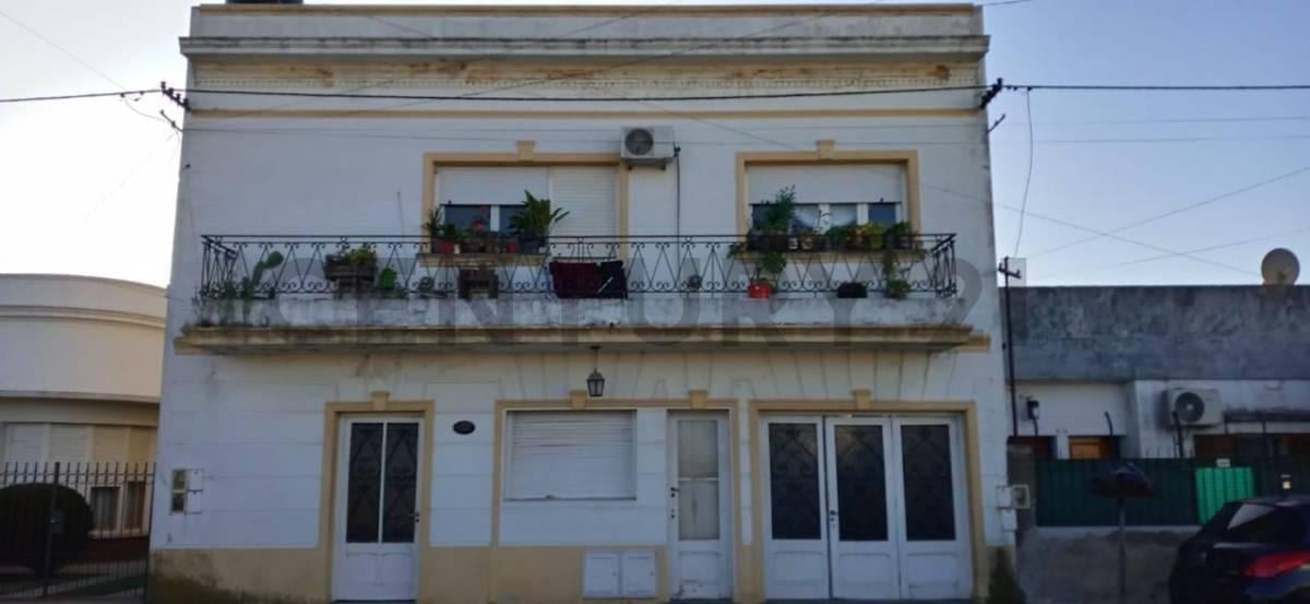 Foto de CASA EN VENTA EN BERISSO DE 4 DORMITORIOS, imagen 1