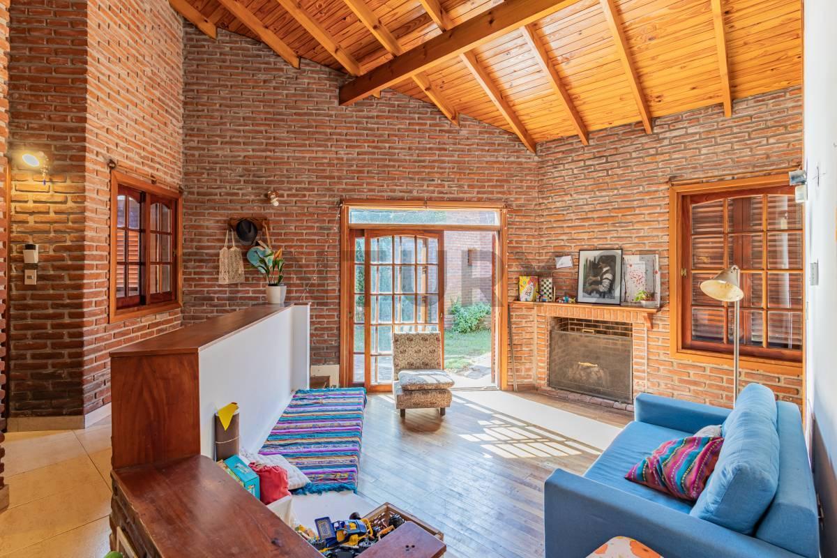 Foto de CASA EN VENTA EN TOLOSA 3 DORMITORIOS, imagen 1