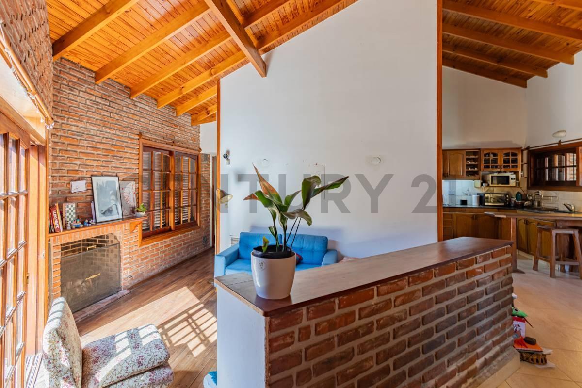 Foto de CASA EN VENTA EN TOLOSA 3 DORMITORIOS, imagen 4