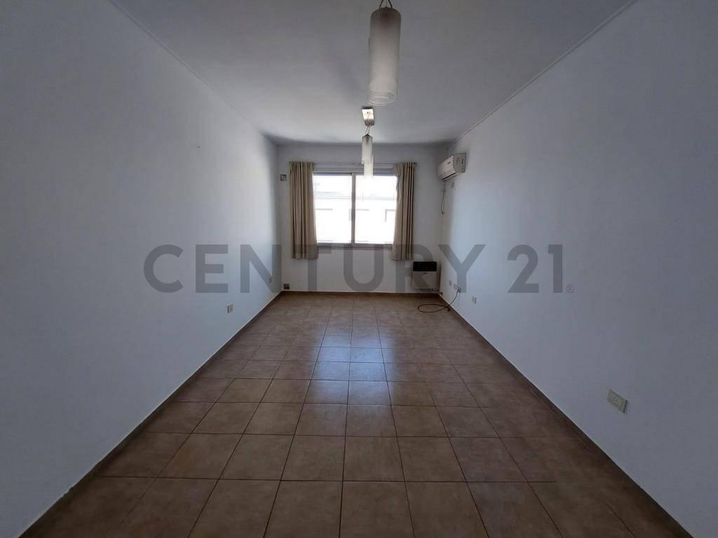 Foto de Departamento en alquiler en La Plata, imagen 5