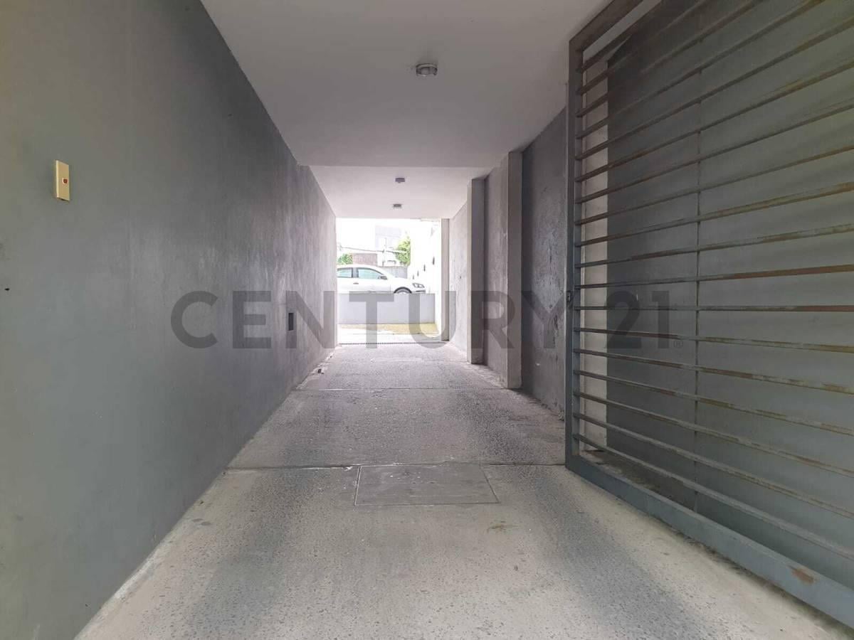 Foto de Cochera en venta en La Plata zona La Loma, imagen 2