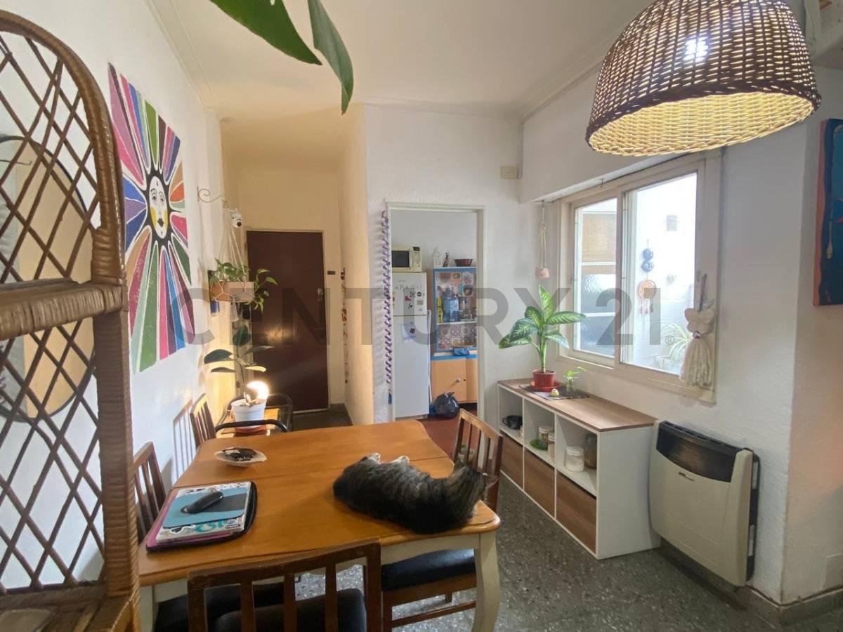 Foto de DEPARTAMENTO EN VENTA EN LA PLATA 2 DORMITORIOS Y COCHERA, imagen 5