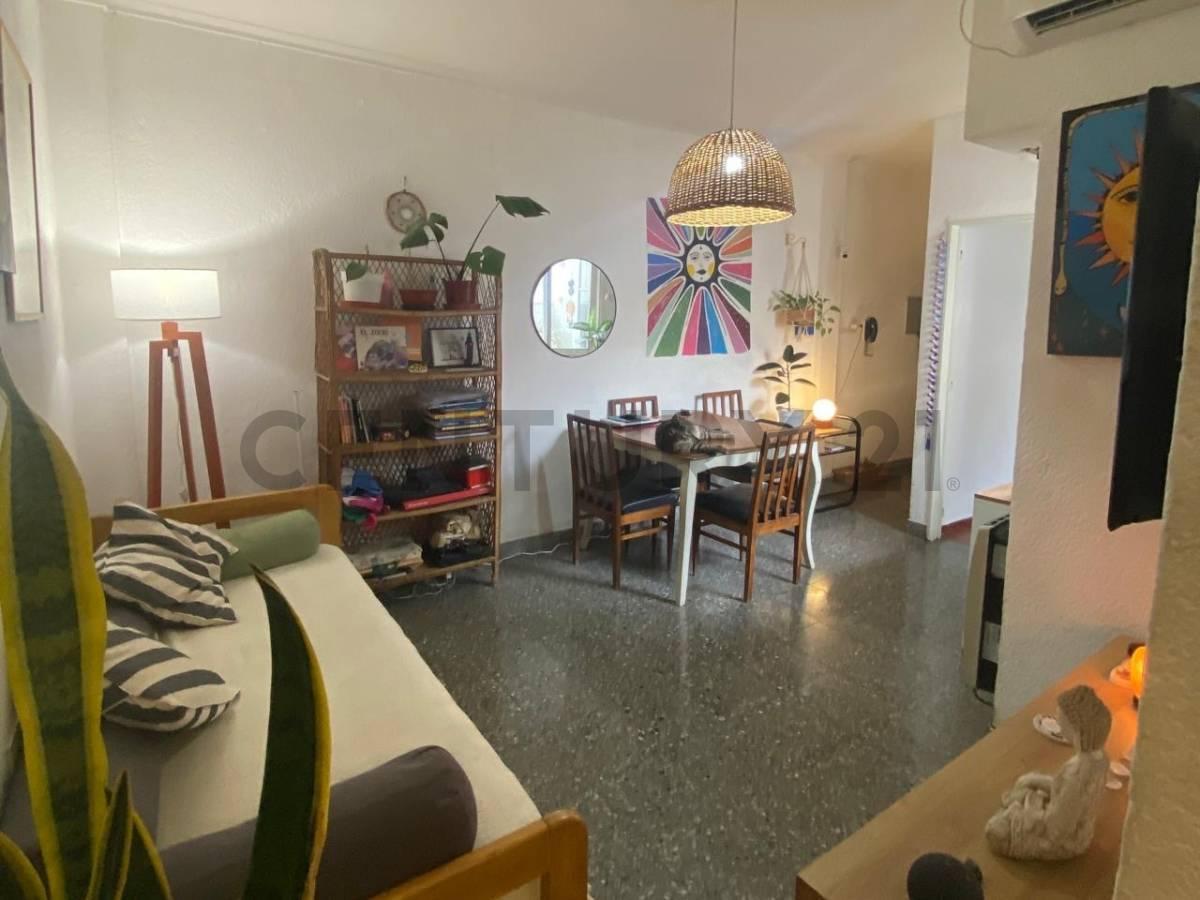 Foto de DEPARTAMENTO EN VENTA EN LA PLATA 2 DORMITORIOS Y COCHERA, imagen 1