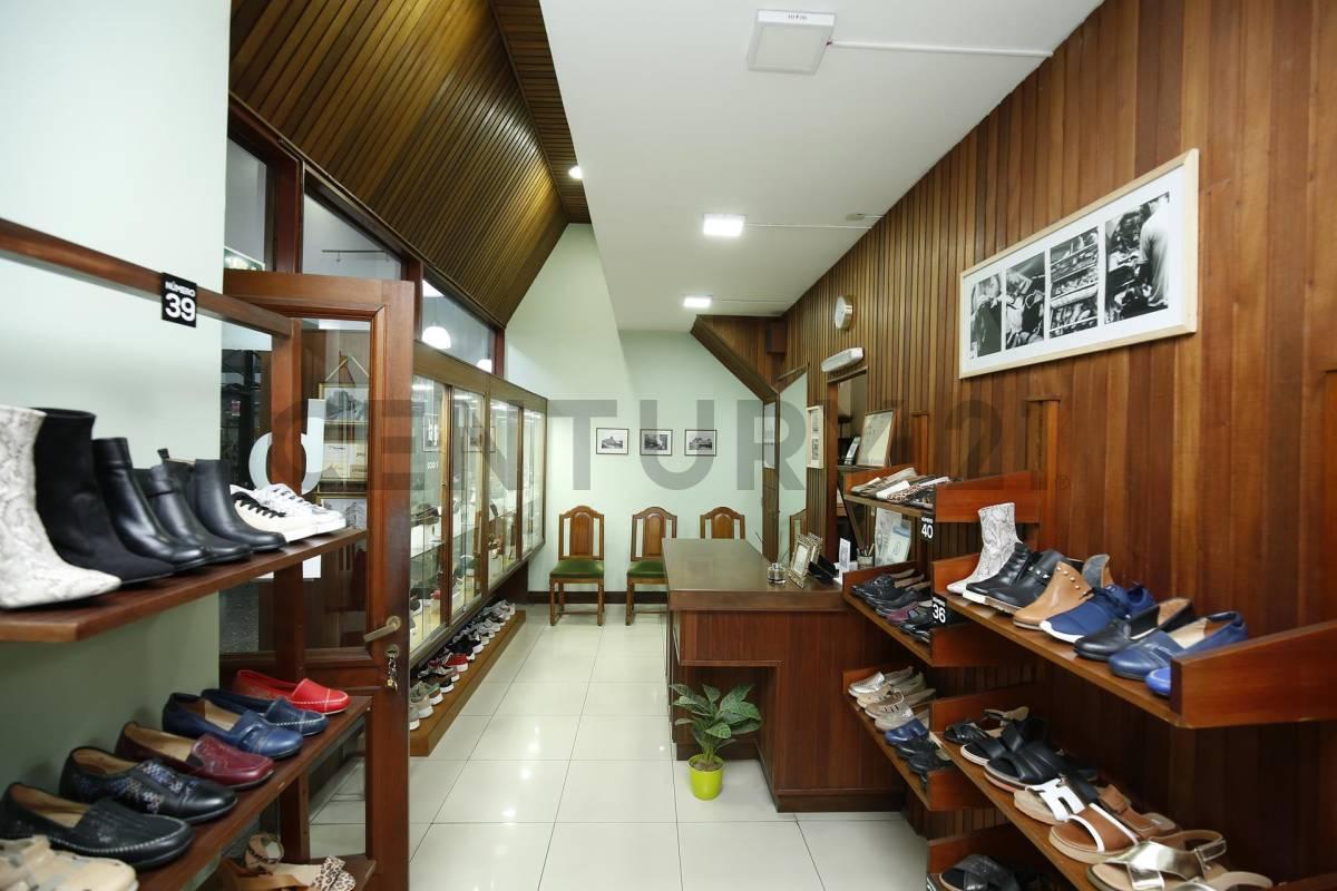 Foto de Local en Venta en La Plata, imagen 1