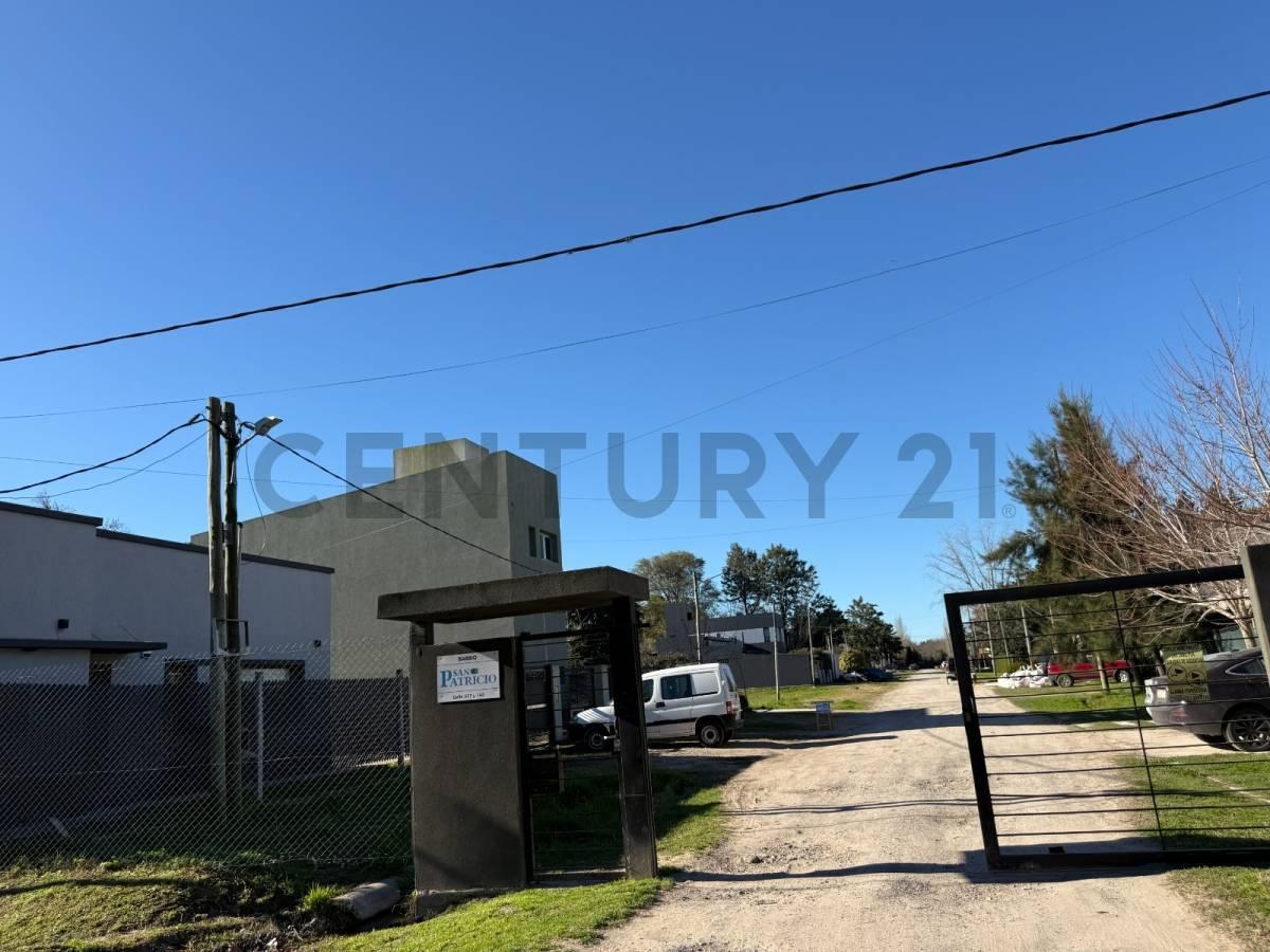 Foto de LOTE EN VENTA EN LA PLATA BARRIO SAN PATRICIO - HERNANDEZ, imagen 4