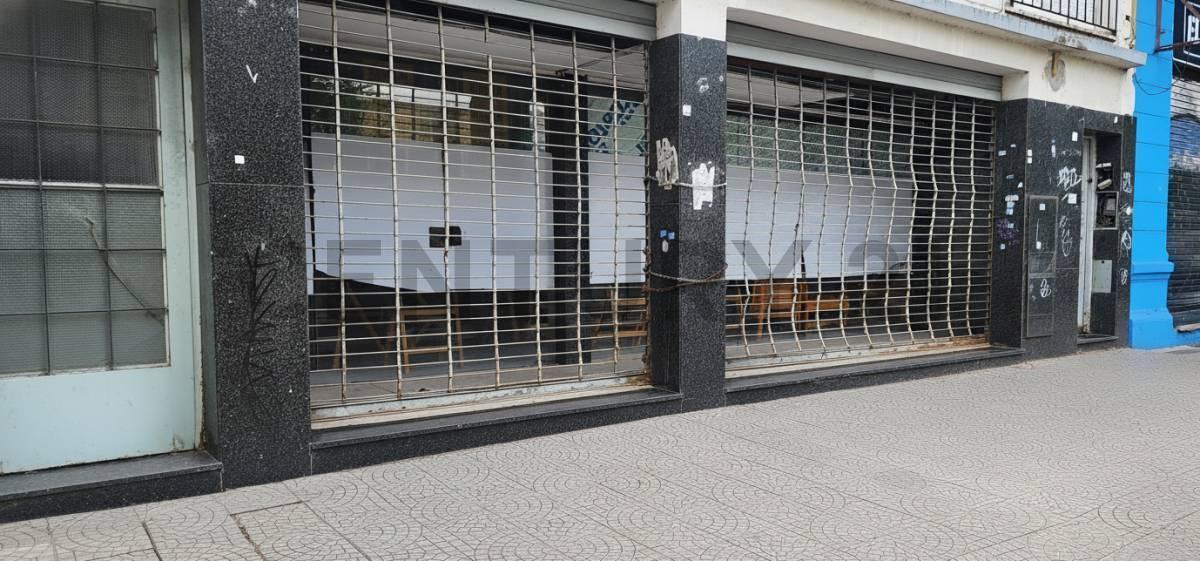 Foto de Local en Venta en La Plata Sobre Avenida, imagen 4