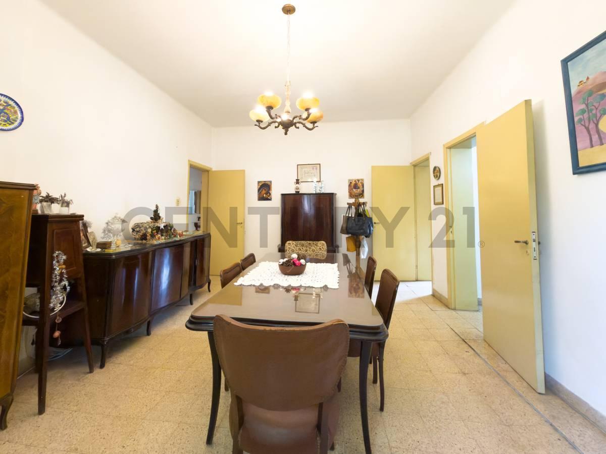 Foto de Casa en venta / Lote comercial en Berazategui Ranelagh, imagen 4