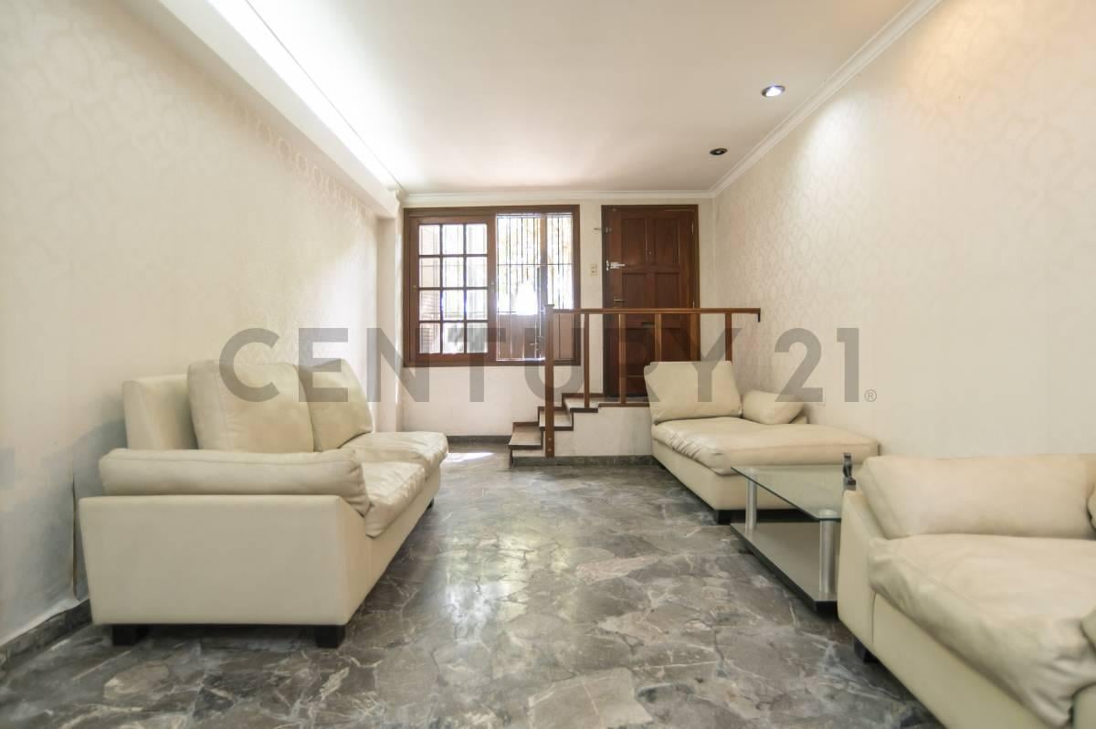 Foto de CASA EN VENTA EN TOLOSA (IDEAL DESAROLLO O APTO PROFESIONAL), imagen 1