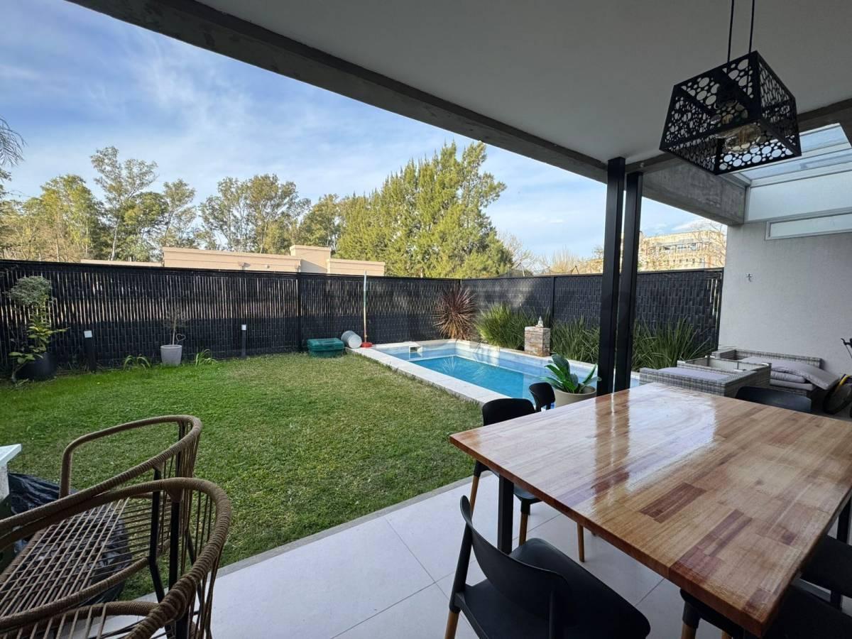 Foto de Casa en venta en Gonnet 3 dormitorios, imagen 5