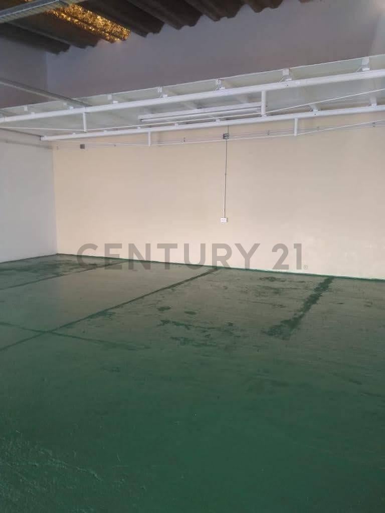 Foto de Casa en venta en San Carlos con galpón y 3 lotes, imagen 1
