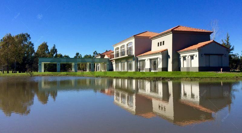 Foto de Lote en venta en Miralagos II con vista a la laguna, imagen 3