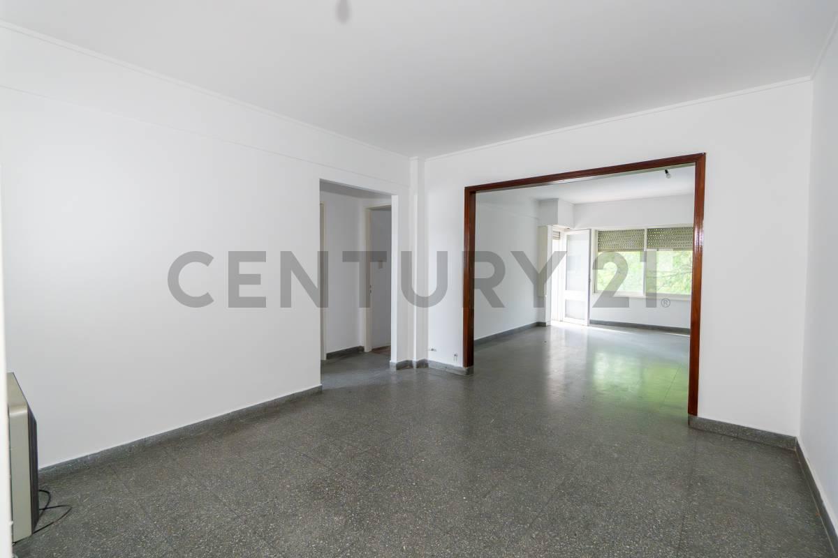 Foto de Departamento en venta La Plata 2 dormitorios con patio, imagen 2