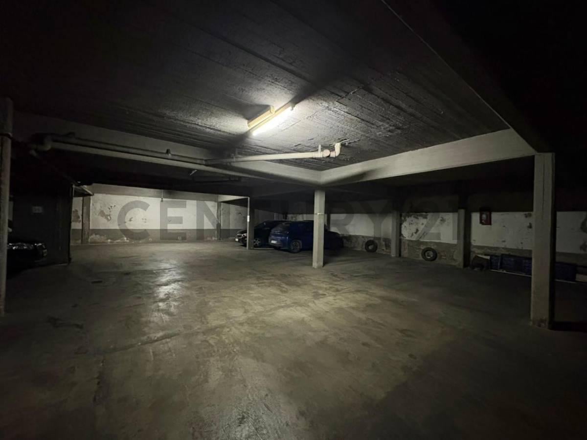 Foto de Cochera en venta en La Plata centro, imagen 4