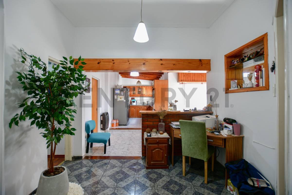 Foto de CASA EN VENTA EN BERISSO DE 3 DORMITORIOS, imagen 2