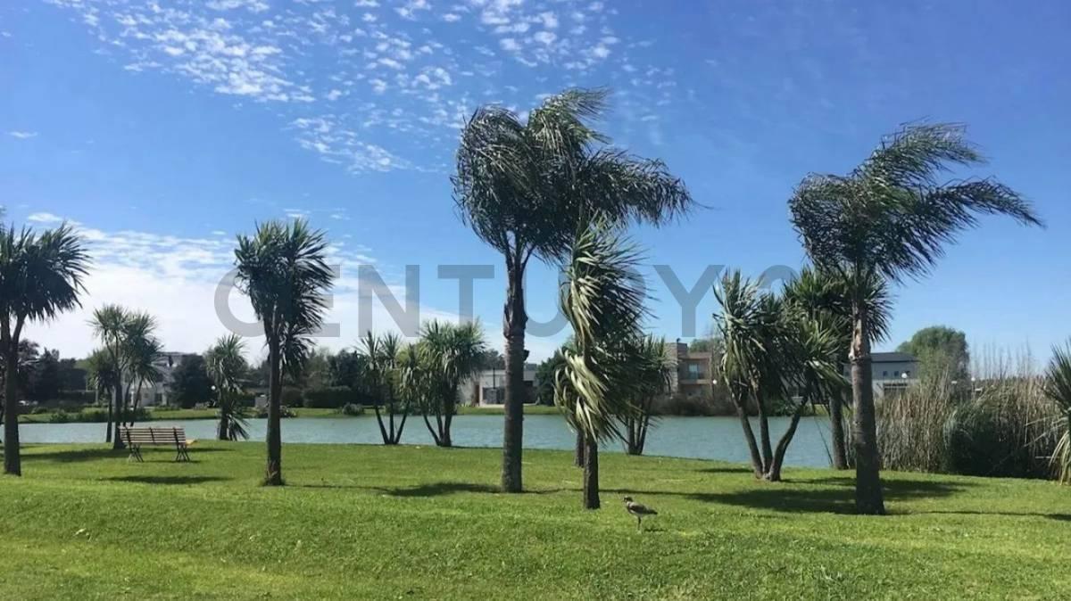Foto de Lote en venta en La Cándida Club de Campo, imagen 3