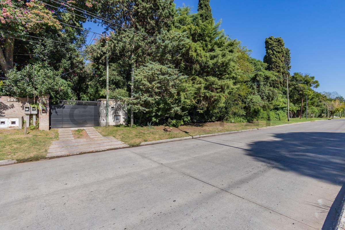 Foto de LOTE EN VENTA EN LA PLATA, GONNET, imagen 4