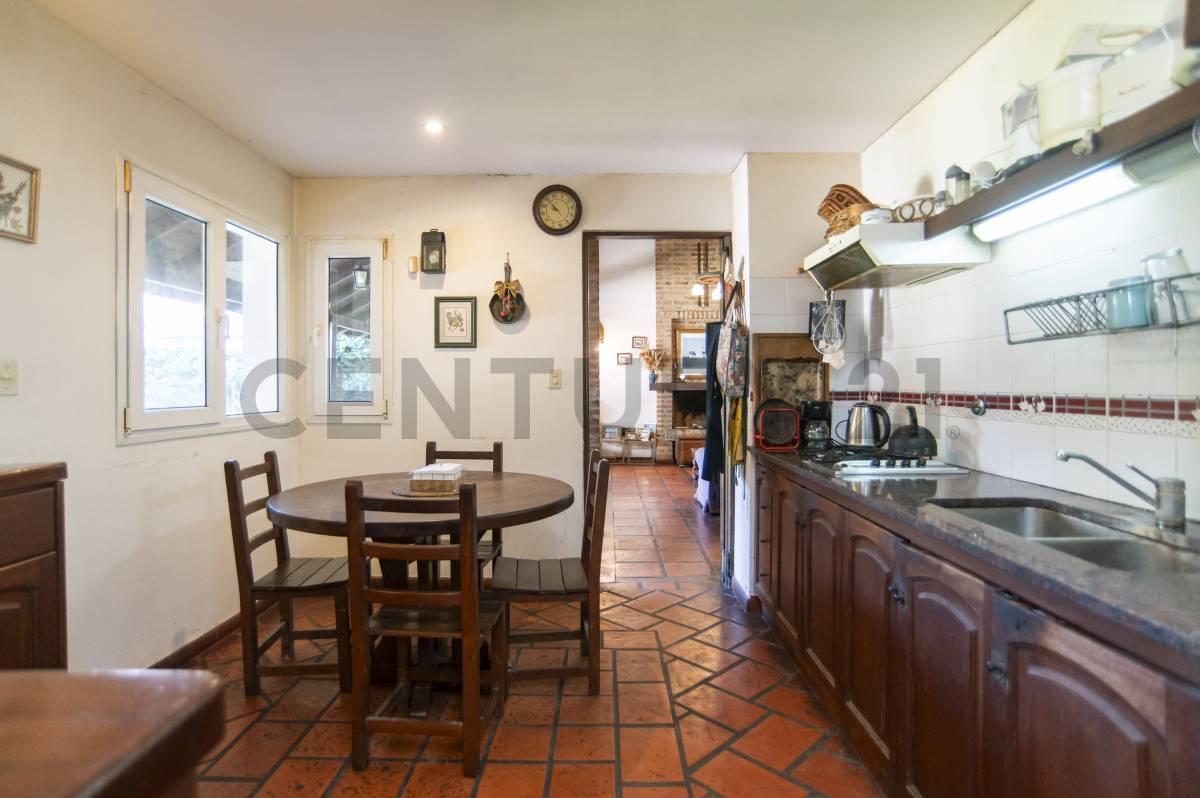 Foto de Casa en Venta en Gonnet APTO BANCO, imagen 2