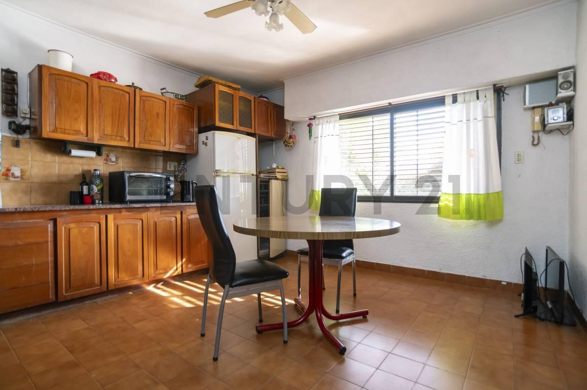 Foto de Casa en venta en VILLA ELISA de 3 dormitorios. parque y pileta, imagen 4