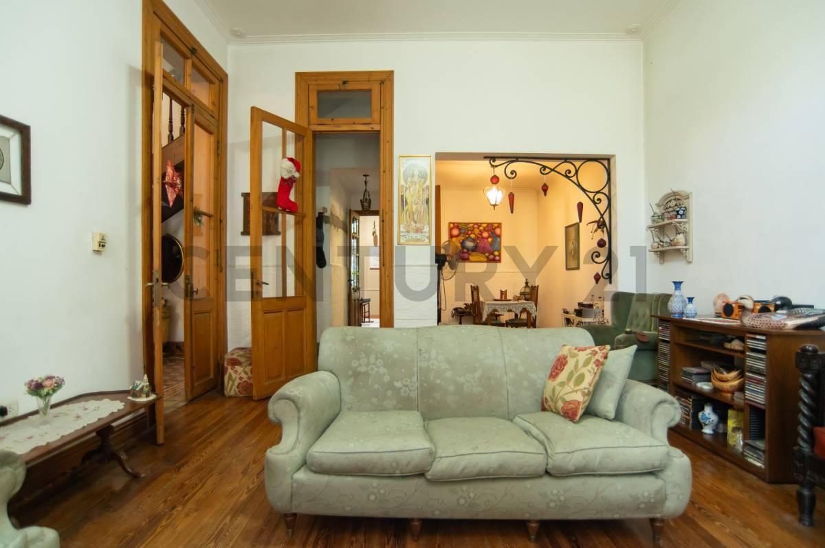 Foto de CASA EN VENTA LA PLATA 4 DORMITORIOS Y PISCINA, imagen 4