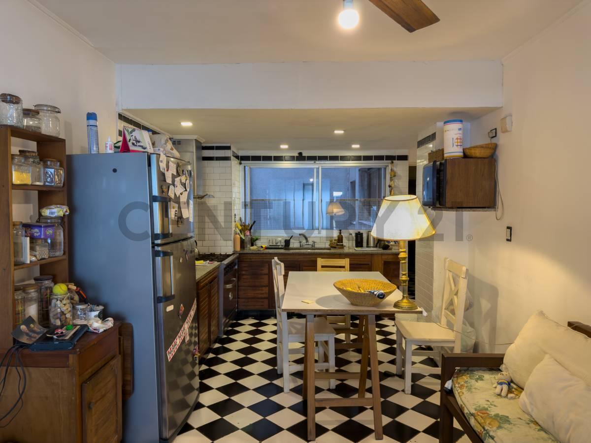 Foto de DEPARTAMENTO EN VENTA EN LA PLATA TIPO PISO CON 3 DORMITORIOS, imagen 3