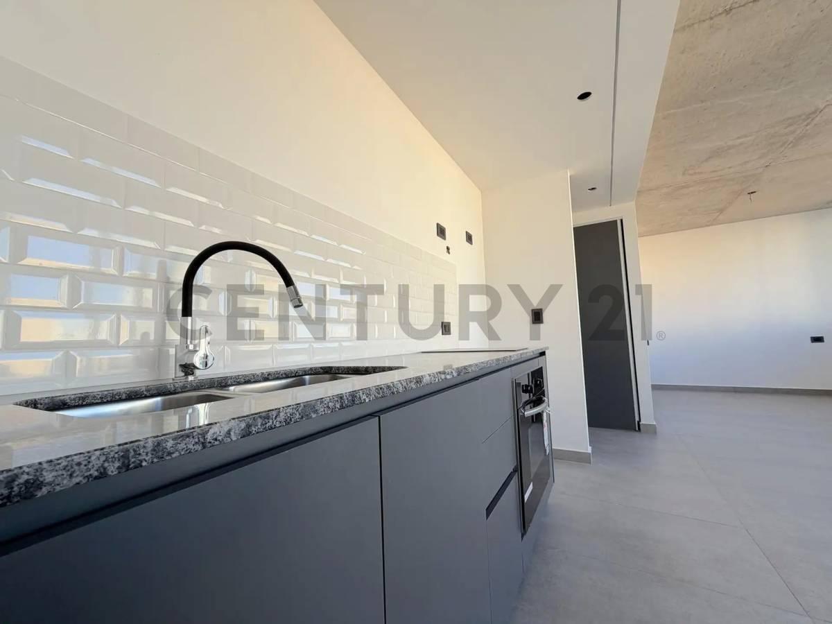 Foto de DEPARTAMENTO EN VENTA EN LA PLATA MONOAMBIENTE CON COCHERA, imagen 1