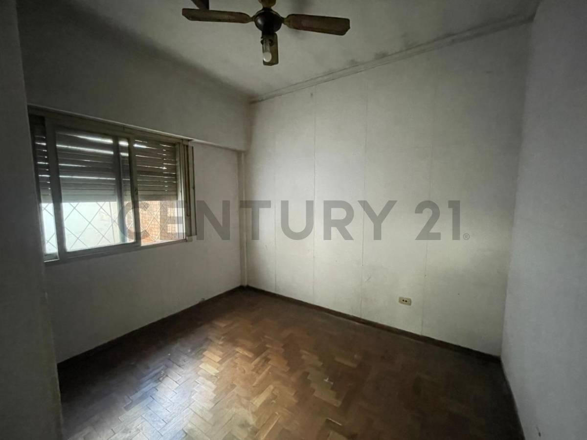 Foto de Casa en venta en La Plata tipo PH a refaccionar, imagen 4