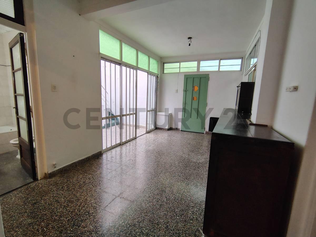 Foto de CASA EN PH EN VENTA EN LA PLATA TRES DORMITORIOS CON PATIO Y TERRAZA, imagen 1