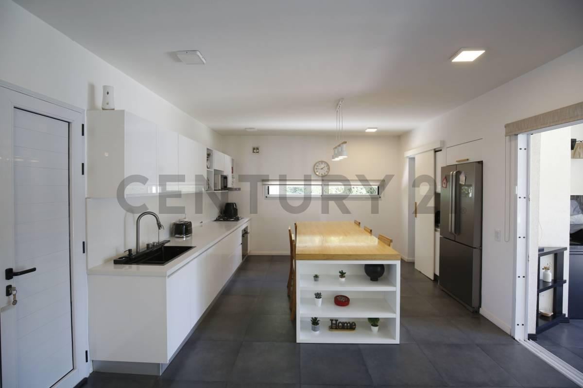 Foto de CASA EN VENTA EN GREENVILLE POLO RESORT BERAZATEGUI, imagen 2