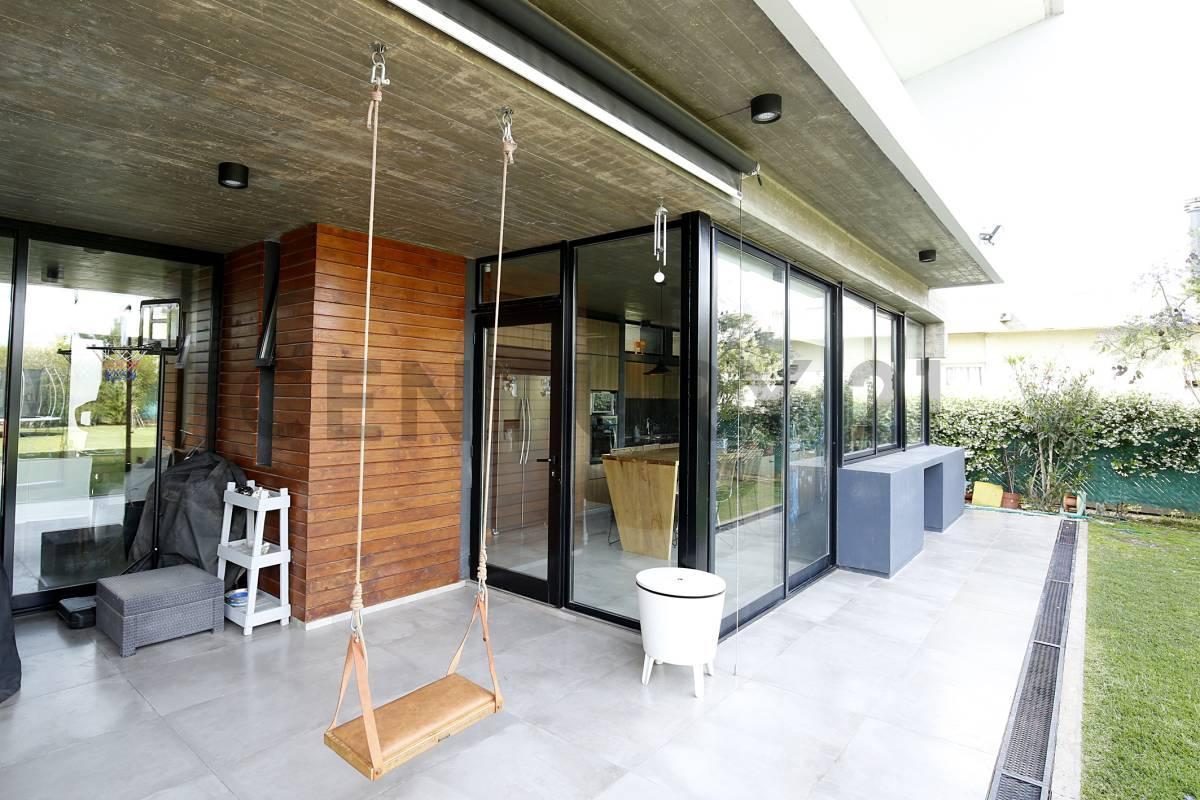 Foto de Casa en venta en City Bell Barrio El Quimilar 3 Dormitorios, imagen 1