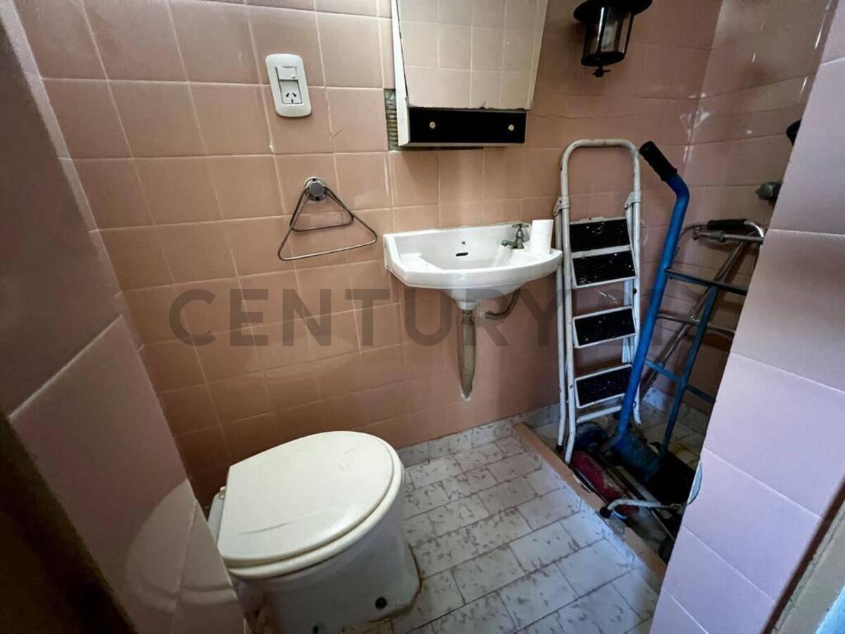 Foto de Casa en venta en Berisso centro con local, imagen 5