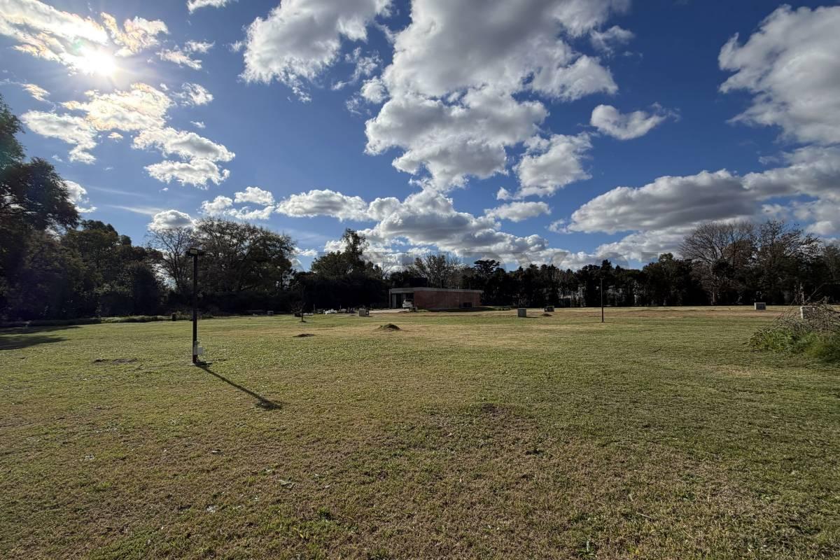 Foto de Lote En Venta Barrio Cerrado LIHUEN Villa Elisa ESCRITURADO, imagen 2
