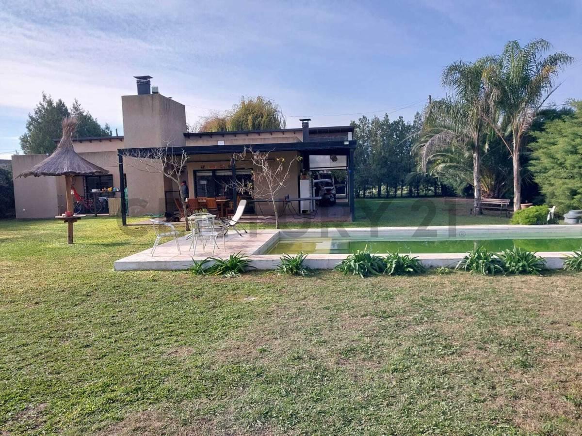 Foto de CASA EN VENTA EN GORINA DE TRES DORMITORIOS, imagen 2