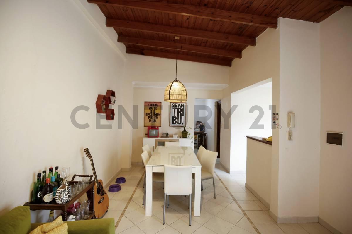 Foto de VENTA DE PH 1 DORMITORIO Y PATIO ZONA PARQUE SAN MARTIN, imagen 5